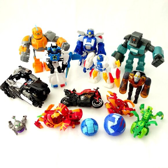 Mixed Lot of 14 Transforming Robot Action Figures See Pictures - Picture 1 of 11